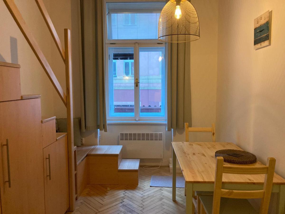 Apartment Jana Masaryka Praga Exterior foto